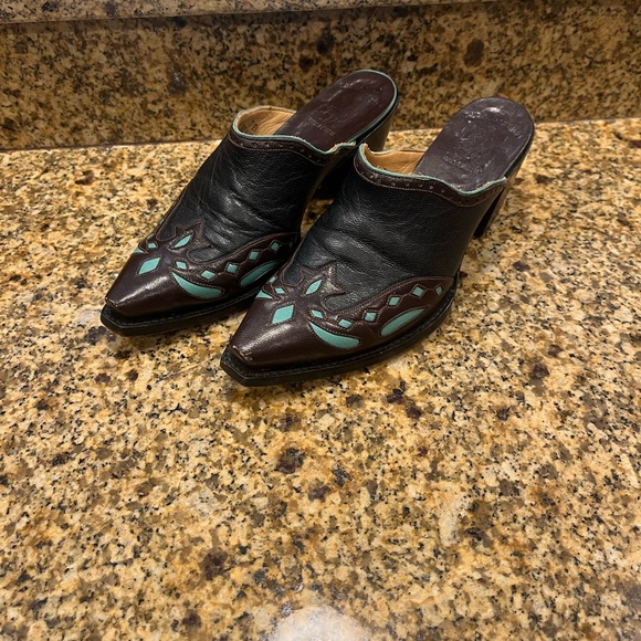 Old Gringo | Shoes | Old Gringo Black Brown Tooled Leather Snip Toe ...